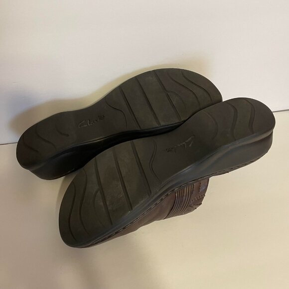 Clarks Shoes Womens 9.5M Clogs 67375 Brown Leather - Picture 6 of 6